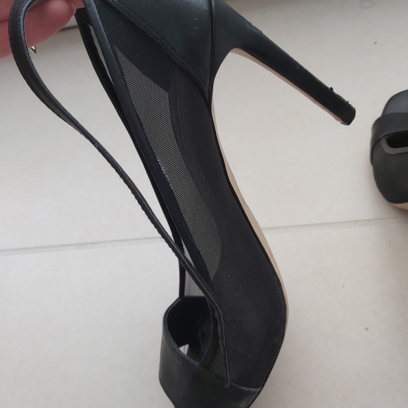 BCBG black high heels - Picture 2 of 6